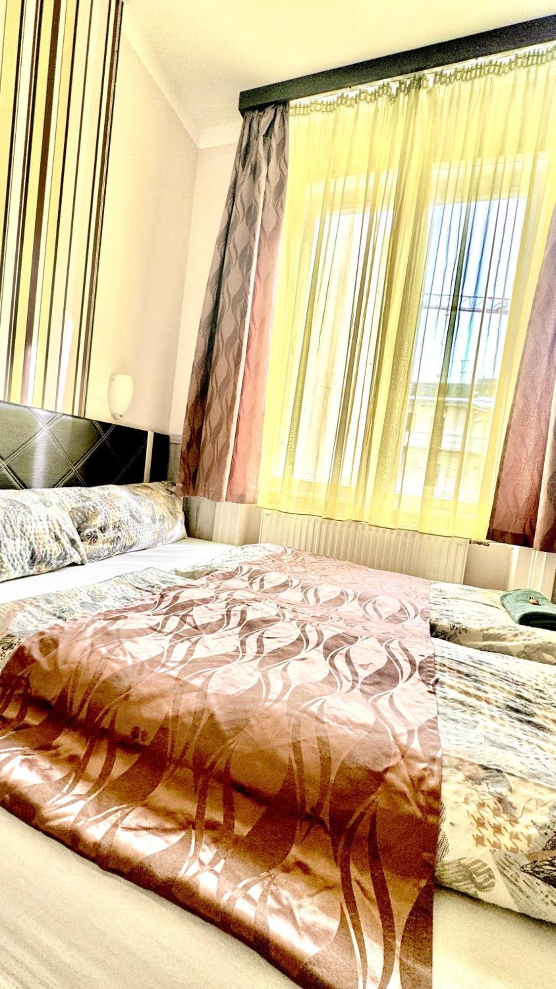 Appartamento City Centrum Fashionstreet Apartman Budapest Esterno foto